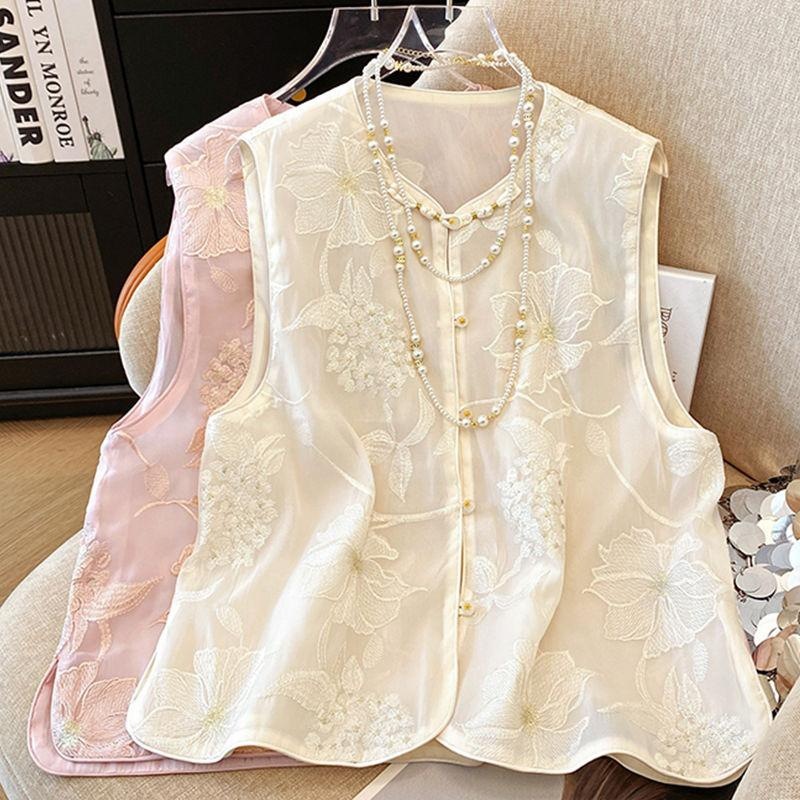 Embroidered Tang vest from Zhongguo Hanfu