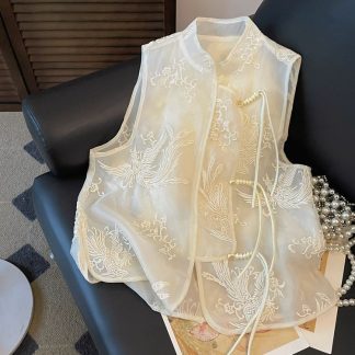 Neo-Chinese Embroidered Chinese Style Top 4