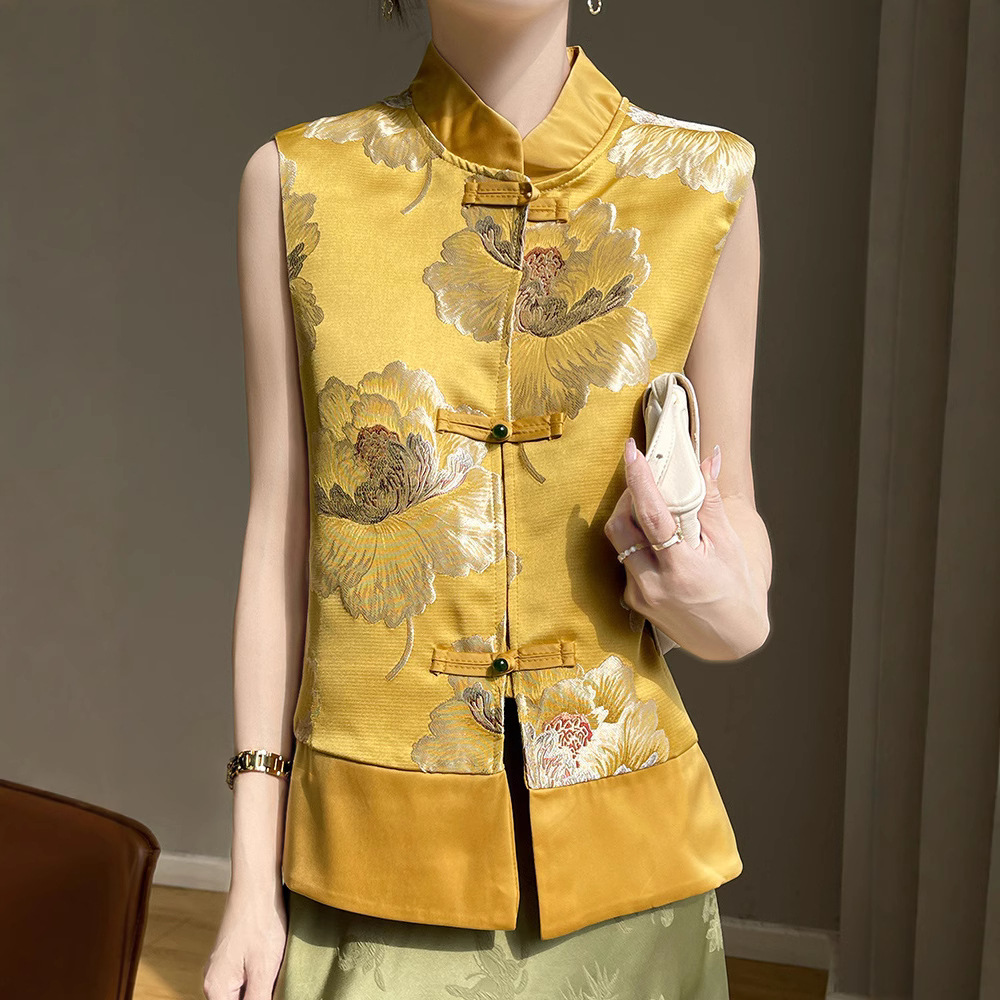 Neo Chinese Knot Buttons Jacquard Embroidered Chinese Style Top Blouse for Women product photo - Zhongguo Hanfu