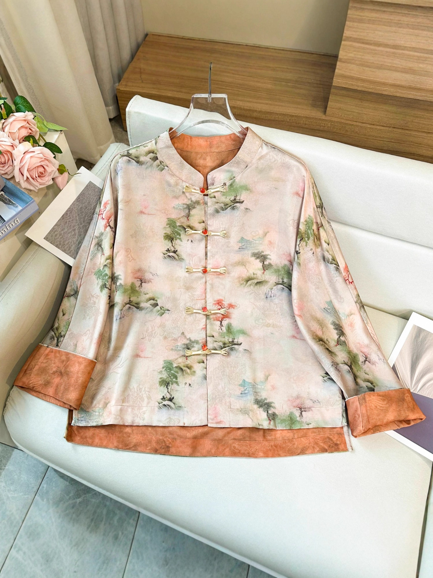 Neo Chinese Knot Buttons Chinese Style Top Blouse for Women product photo - Zhongguo Hanfu