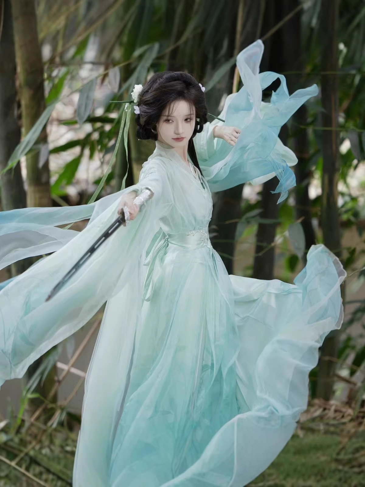 Embroidered Chinese Style Set Outfit Set for Women product photo - Zhongguo Hanfu