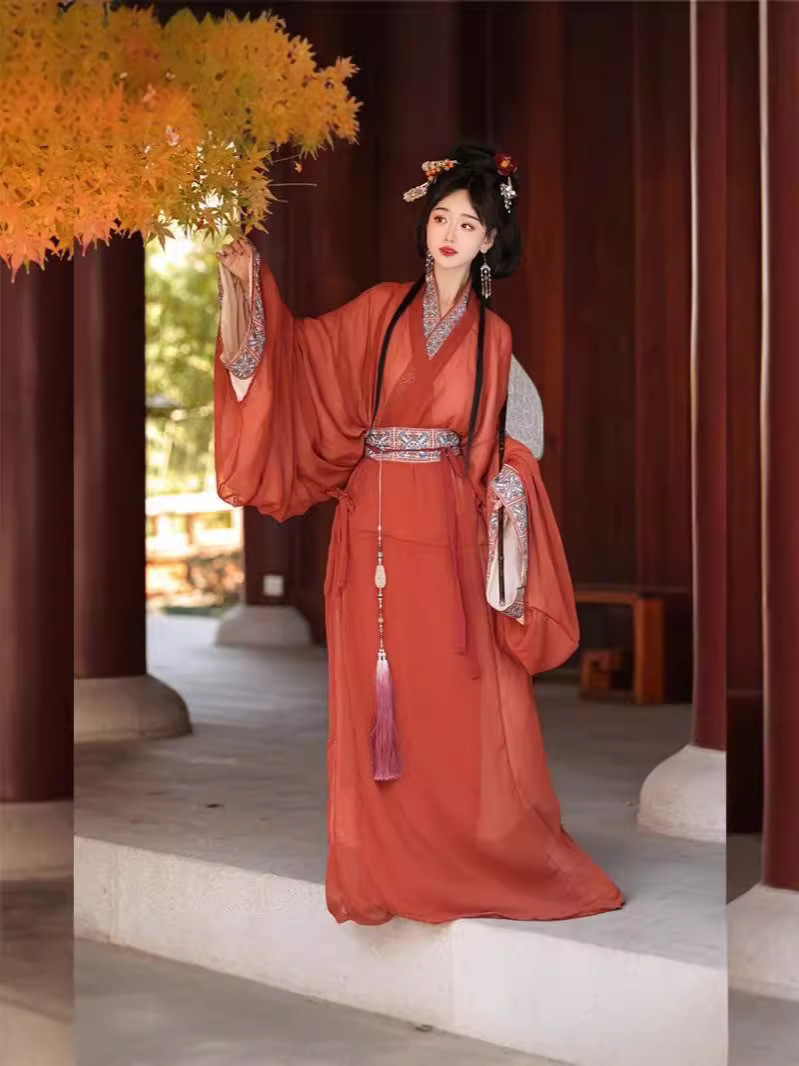Traditional Hanfu Dress Set for Women product photo - Zhongguo Hanfu