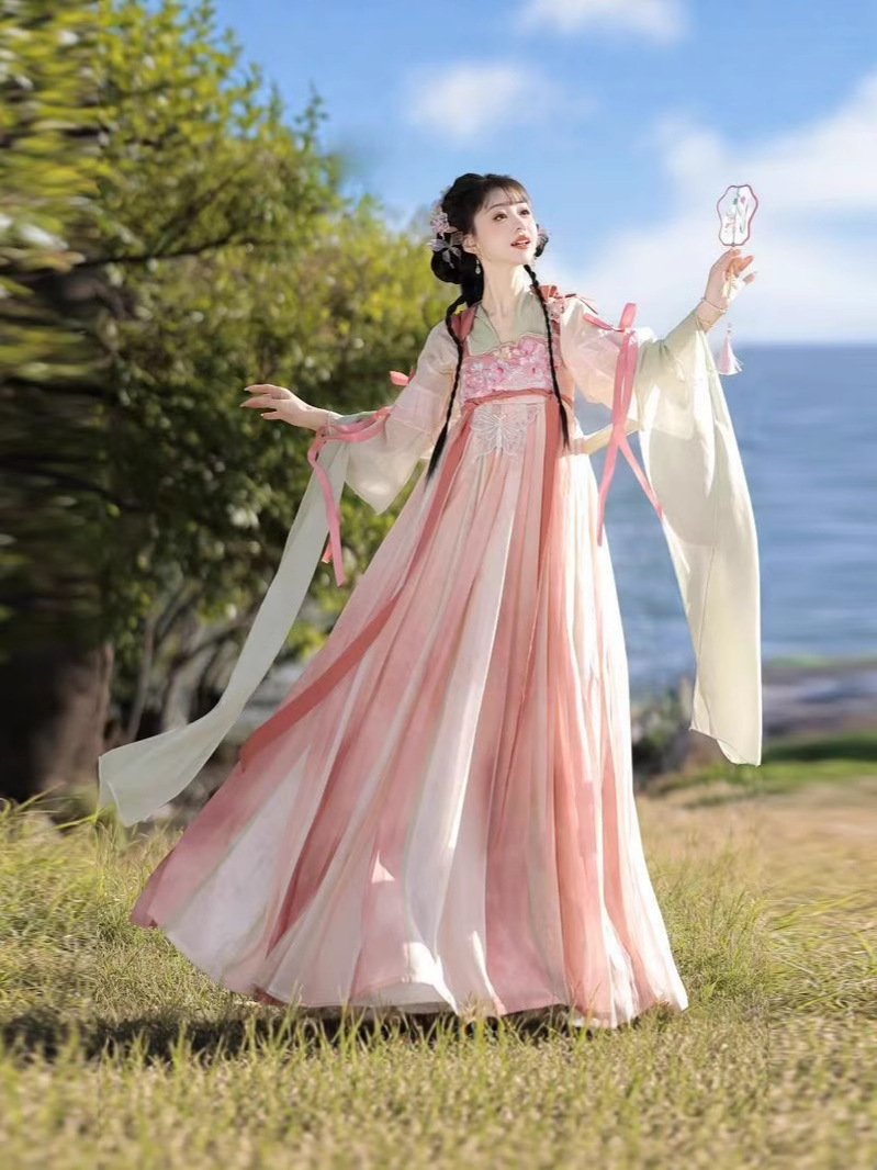 Embroidered Hanfu Dress Set for Women product photo - Zhongguo Hanfu