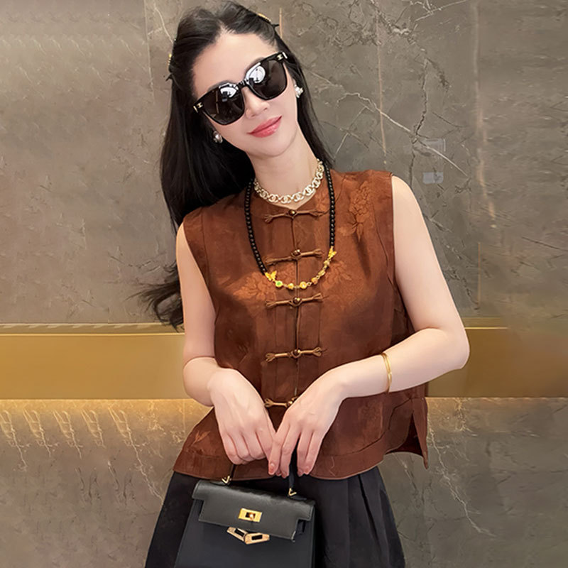 Neo Chinese Knot Buttons Tang Suit Jacket for Women product photo - Zhongguo Hanfu