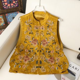 Neo-Chinese Embroidered Tang Suit 5