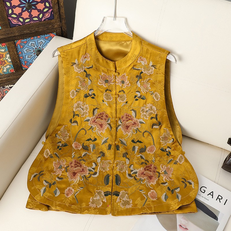Neo Chinese Embroidered Tang Suit Jacket for Women product photo - Zhongguo Hanfu
