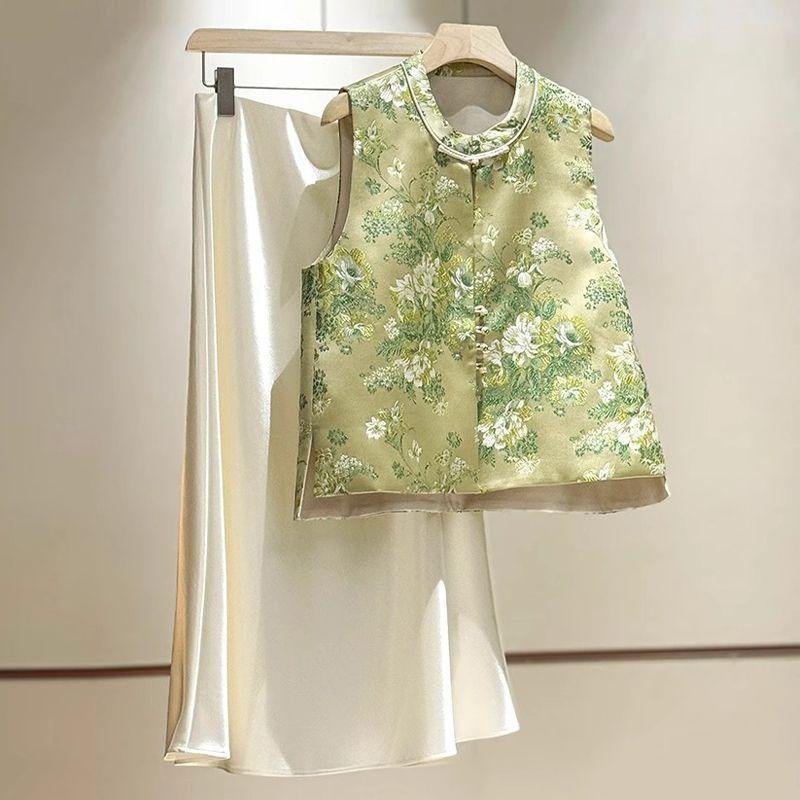 Neo Chinese Knot Buttons Jacquard Chinese Style Top Blouse for Women product photo - Zhongguo Hanfu