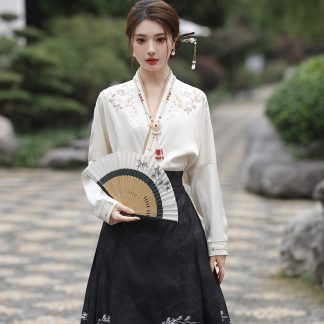Embroidered Chinese Style Blouse for Women alternate product photo