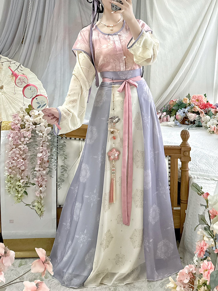Traditional Hanfu Dress Set for Women product photo - Zhongguo Hanfu
