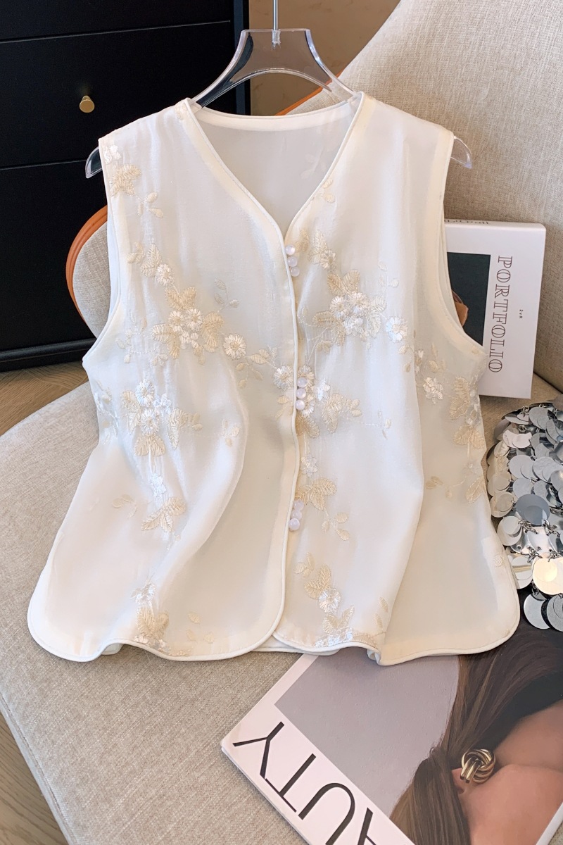 Neo Chinese Knot Buttons Embroidered Chinese Style Top Blouse for Women product photo - Zhongguo Hanfu
