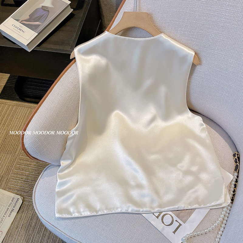 Neo Chinese Embroidered Chinese Style Top Blouse for Women product photo - Zhongguo Hanfu