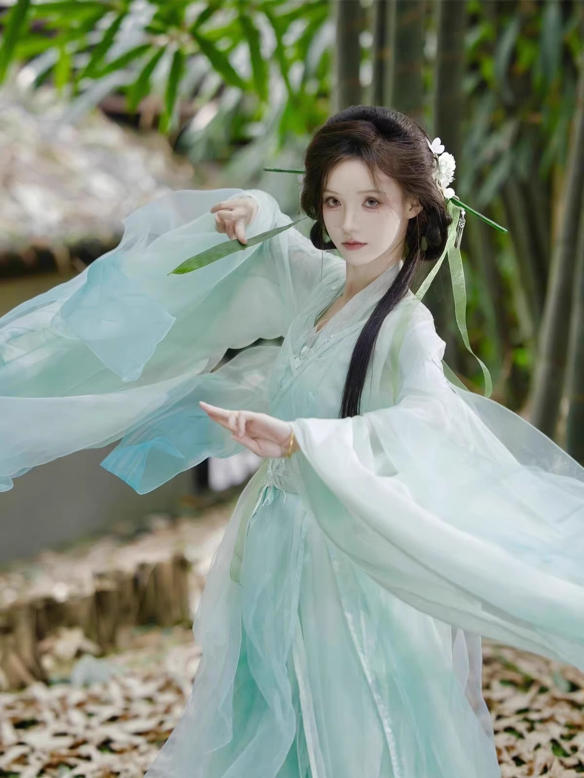 Embroidered Chinese Style Set Outfit Set for Women product photo - Zhongguo Hanfu