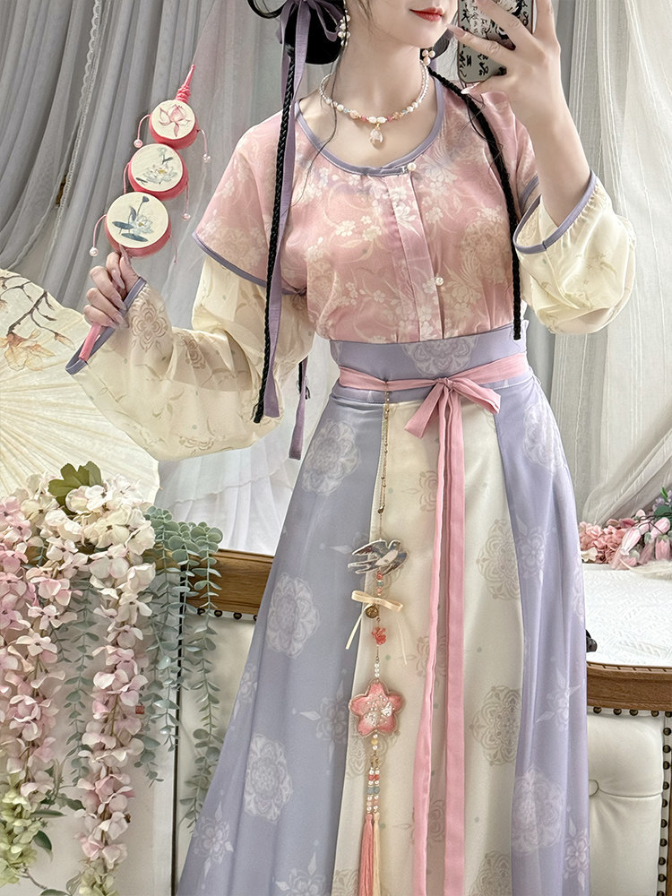 Traditional Hanfu Dress Set for Women product photo - Zhongguo Hanfu
