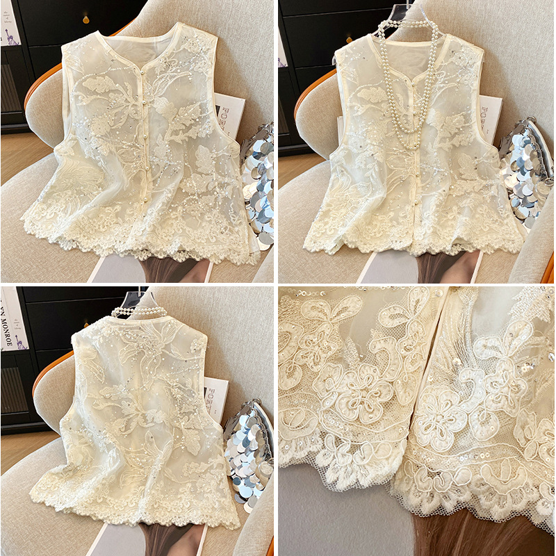 Neo Chinese Embroidered Tang Suit Jacket for Women product photo - Zhongguo Hanfu