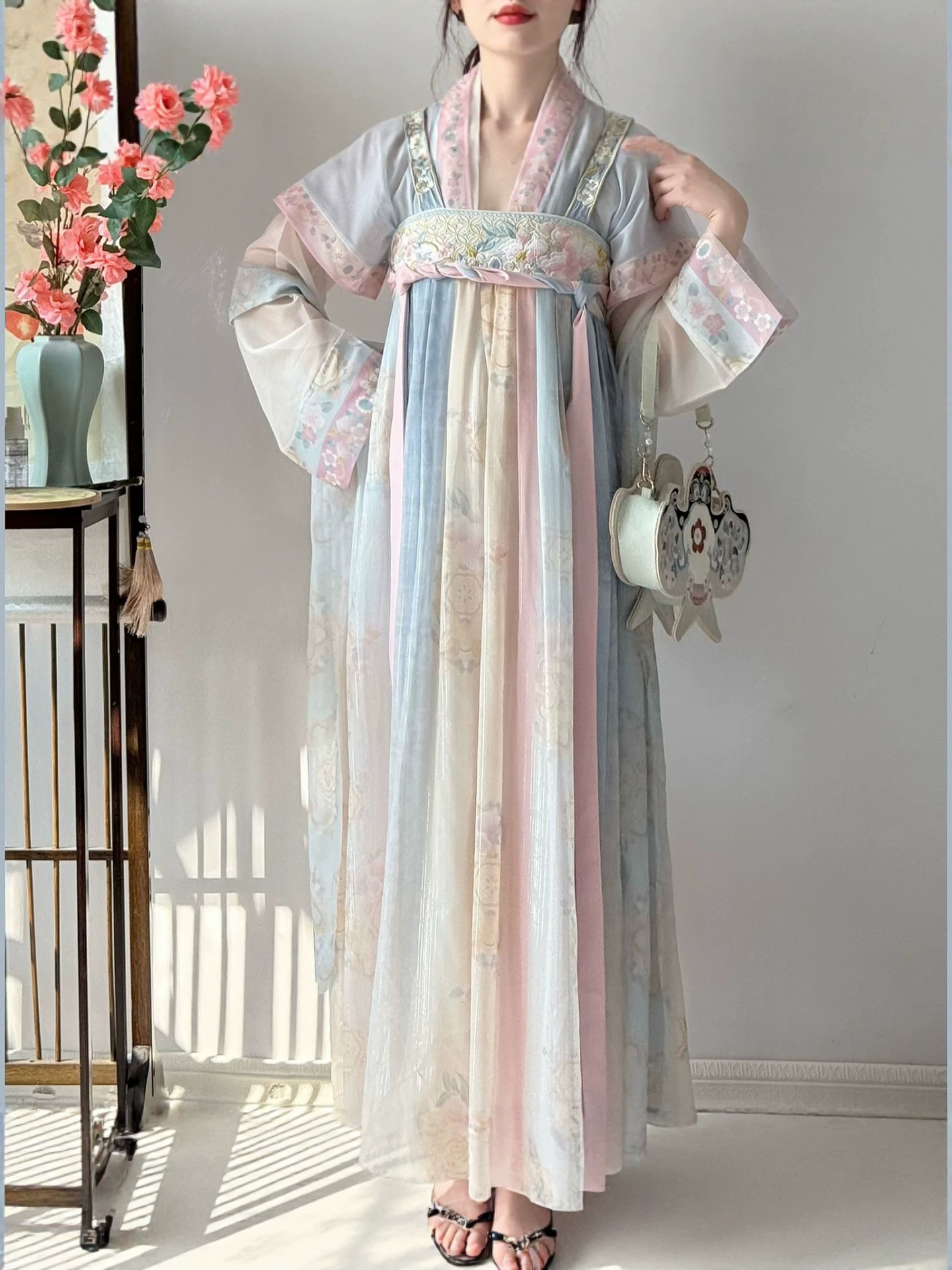 Embroidered Chinese Style Skirt for Women product photo - Zhongguo Hanfu