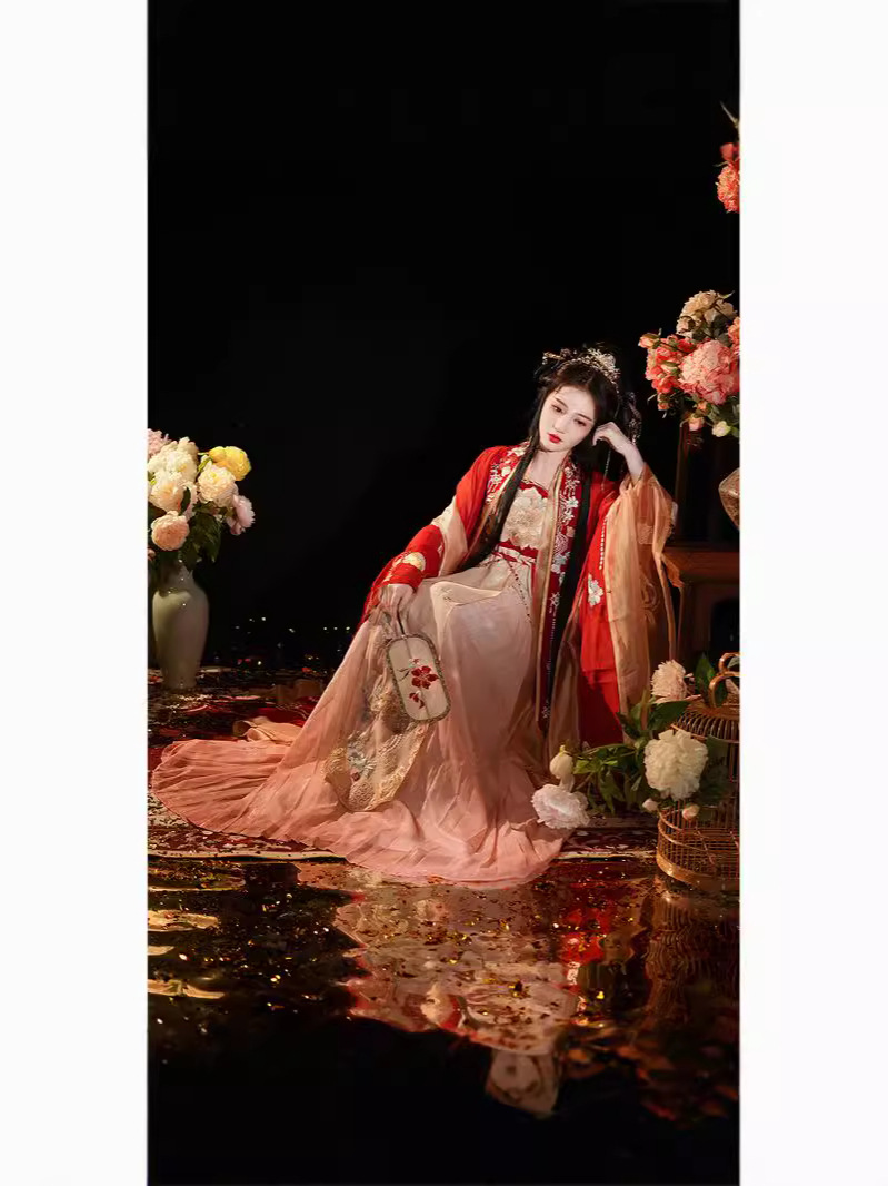 Neo Chinese Embroidered Chinese Style Skirt for Women product photo - Zhongguo Hanfu