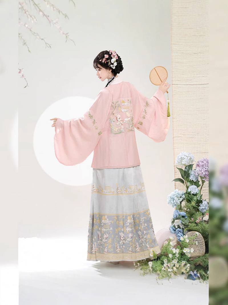 Embroidered Chinese Style Skirt for Women product photo - Zhongguo Hanfu