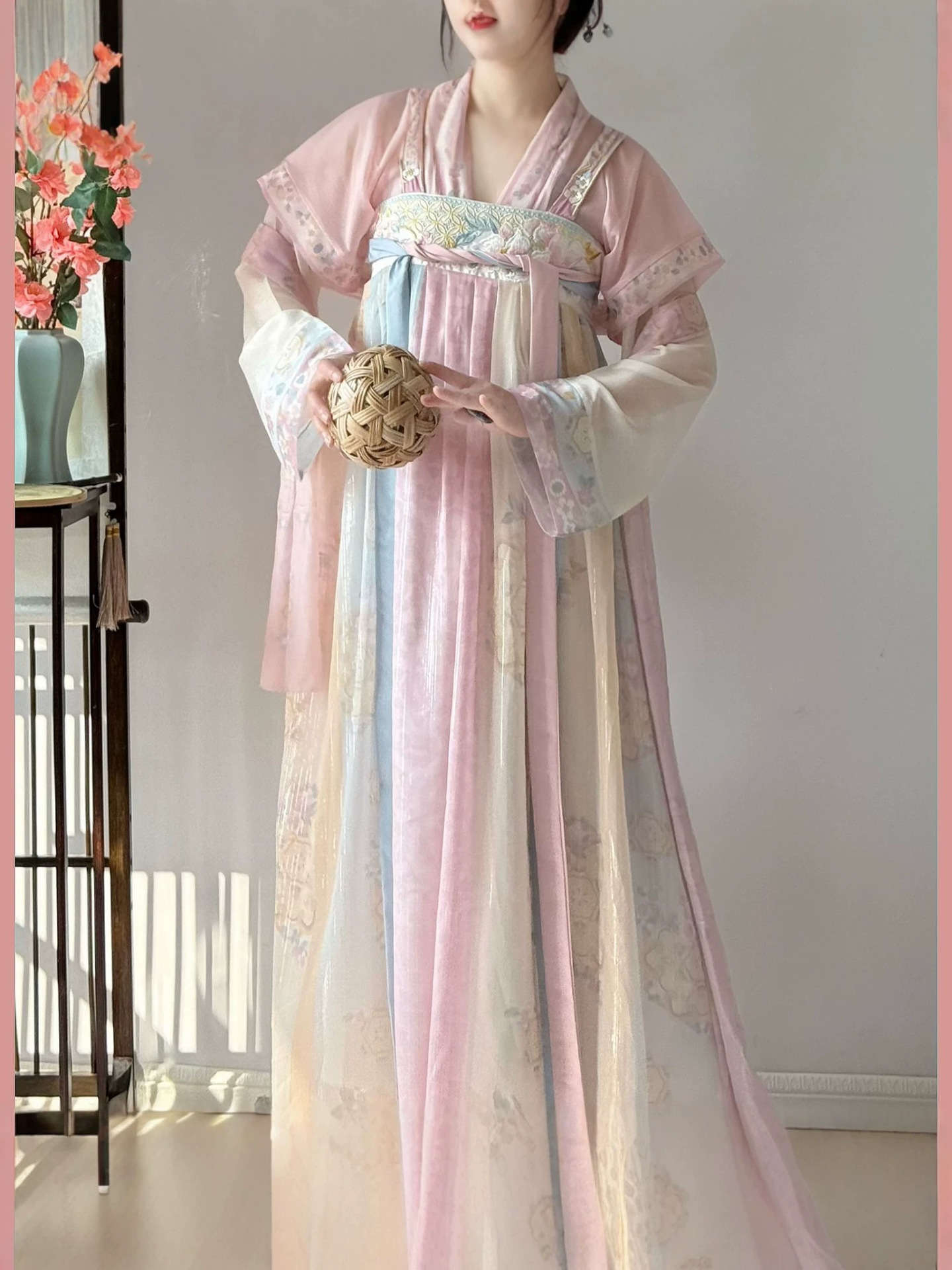 Embroidered Chinese Style Skirt for Women product photo - Zhongguo Hanfu