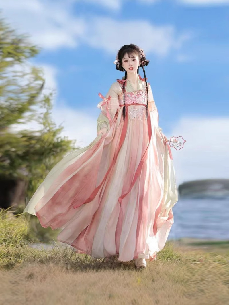 Embroidered Hanfu Dress Set for Women product photo - Zhongguo Hanfu