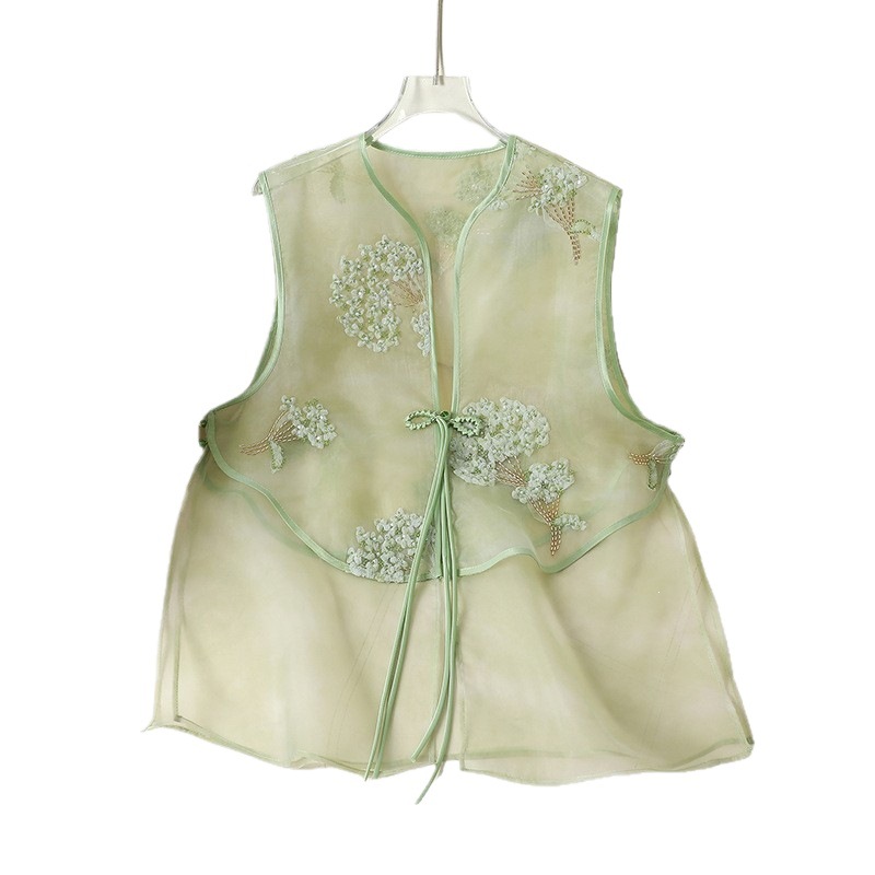 Neo Chinese Embroidered Tang Suit Jacket for Women product photo - Zhongguo Hanfu